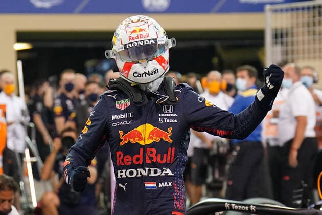 ABU DHABI GRAND PRIX 2021, 11 12 2021 Yas Marina Circuit, Yas Island 11th December 2021 Max Verstappen on pole during the FORMULA 1 ETIHAD AIRWAYS ABU DHABI GRAND PRIX 2021 at the United Arab Emirates Eleanor Hoad Editorial Use Only Copyright: xEleanorxHoadx ESM-0294-0016