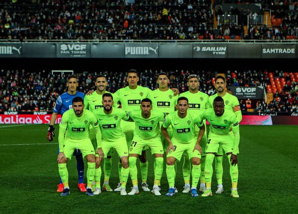 December 11, 2021, VALENCIA, VALENCIA, SPAIN: Players of Elche CF pose for photo during the Santander League match between Valencia CF and Elche CF at the Mestalla Stadium on December 11, 2021, in Valencia, Spain. VALENCIA SPAIN - ZUMAa181 20211211_zaa_a181_079 Copyright: xIvanxTerronx