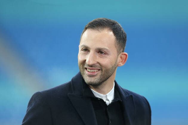 11 12 2021, xtgx, football 1 Bundesliga, RB Leipzig Borussia Moenchengladbach emspor, v l Domenico Tedesco RB Leipzig, coach portrait, portraet, single picture laughs, smiles, positive, satisfied DFL DFB REGULATES PROHIBIT ANY USE OF PHOTOGRAPHS as IMAGE SEQUENCES and or QUASI VIDEO Leipzig