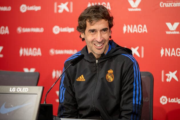 Sevilla Atletico v Real Madrid Castilla, Primera RFEF, Seville, Spain Seville, Spain, 11th, December 2021. Raul Gonzalez, head coach of Real Madrid Castilla, seen at the press conference, PK, Pressekonferenz after the Primera RFEF match between Sevilla Atletico and Real Madrid Castilla at Jesus Navas Stadium in Seville. Seville Andalusia Spain Copyright: xGonzalesxPhoto MarioxDiazxRaserox