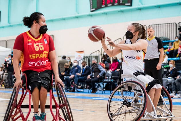 European Championship Wheelchair Basketball 12 12 2021 MADRID, SPAIN December 12 Wheelchair Basketball, 3rd place match Germany vs Spain on day 9 of the European Championship Wheelchair Basketball on 12 12 2021 at Polid Municipal Francisco Fernandez Ochoa in Madrid, Spain Isabel De Jesus Lopez Spain, 55 , Lisa Bergenthal Germany, 10 Copyright: xBEAUTIFULxSPORTS Wunderlx