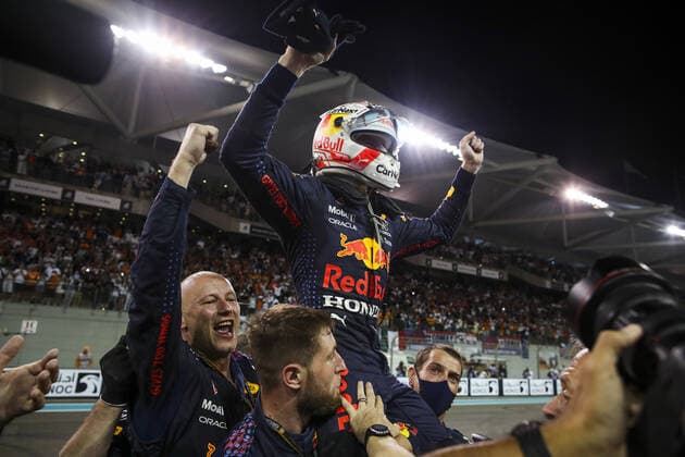 Formula 1, GP UAE in Abu Dhabi, Max Verstappen wins race and world championship title