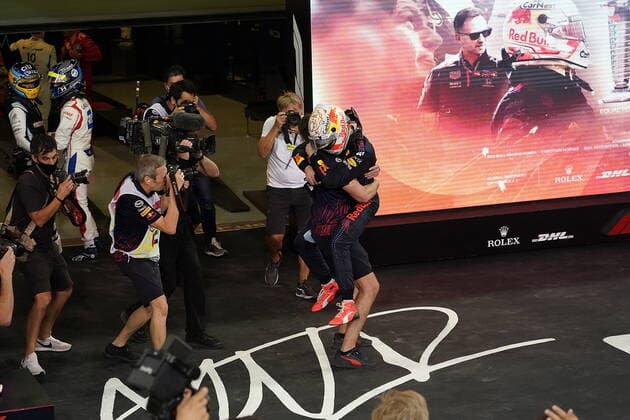 FORMULA 1 ETIHAD AIRWAYS ABU DHABI GRAND PRIX 2021 12 12 2021, Yas Marina Circuit, Abu Dhabi, FORMULA 1 ETIHAD AIRWAYS ABU DHABI GRAND PRIX 2021 , in picture The new Formula 1 World Champion Max Verstappen NEL , Red Bull Racing Honda nordphotoxGmbHx xBratic nph00250