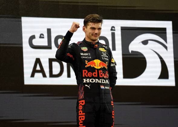 FORMULA 1 ETIHAD AIRWAYS ABU DHABI GRAND PRIX 2021 12 12 2021, Yas Marina Circuit, Abu Dhabi, FORMULA 1 ETIHAD AIRWAYS ABU DHABI GRAND PRIX 2021 , in picture podium World Champion Max Verstappen NEL , Red Bull Racing Honda nordphotoxGmbHx xBratic nph00250