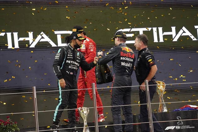 FORMULA 1 ETIHAD AIRWAYS ABU DHABI GRAND PRIX 2021 12 12 2021, Yas Marina Circuit, Abu Dhabi, FORMULA 1 ETIHAD AIRWAYS ABU DHABI GRAND PRIX 2021 , in picture Podium World Champion Max Verstappen NEL , Red Bull Racing Honda, Team Principal Christian Horner Red Bull Racing Honda , Lewis Hamilton GBR , Mercedes AMG Petronas Formula One Team, Carlos Sainz Jr ESP , Scuderia Ferrari Mission Winnow nordphotoxGmbHx xBratic nph00250