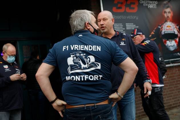 MONTFORT Max Verstappen fans gather at a cafe to watch this season s decisive race Verstappen and Hamilton compete in Abu Dhabi for the world title in Formula 1 Jos Verstappen, father of, is originally from the Limburg village ANP BAS CZERWINSKIA xVIxANPxSportx xxANPxIVx 441973917