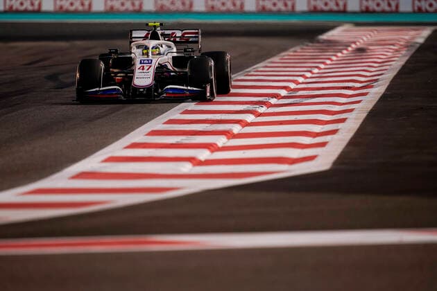 December 12, 2021, Abu Dhabi, United Arab Emirates: MICK SCHUMACHER of Germany and Haas F1 Team drives during the 2021 FIA Formula 1 Abu Dhabi Grand Prix at Yas Marina Circuit in Abu Dhabi, United Arab Emirates. Abu Dhabi United Arab Emirates - ZUMAg147 20211212_zap_g147_075 Copyright: xJamesxGasperottix