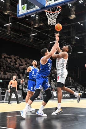 12 12 2021 Basketball Season 2021 2022 2 Bundesliga Pro A 08 Matchday Nürnberg Falcons Basketball Club NBC VFL Sparkassen Stars Bochum AlSch Johannes Joos 22, VFL Sparkassen Stars Bochum Josh Price 9, Nürnberg Falcons BC NBC