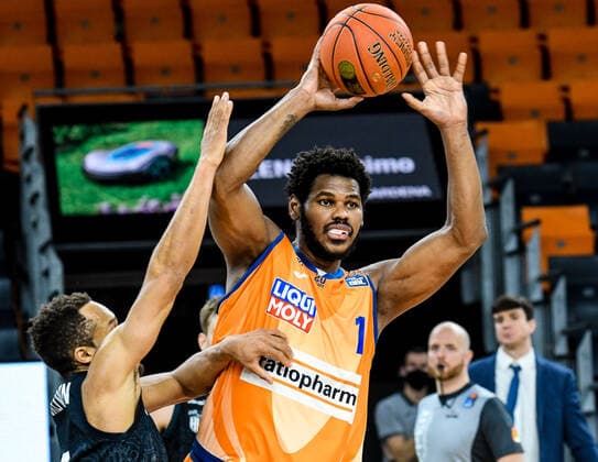 GER, BBL, ratiopharm ulm vs Hamburg Towers 12 12 2021, ratiopharm arena, Neu Ulm, GER, BBL, ratiopharm ulm vs Hamburg Towers, pictured Cristiano Felicio Ulm, 1 nordphotoxGmbHx xHafner nph00200
