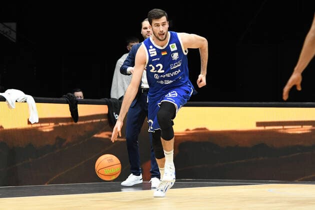 12 12 2021 Basketball Season 2021 2022 2 Bundesliga Pro A 08 Matchday Nürnberg Falcons Basketball Club NBC VFL Sparkassen Stars Bochum AlSch Johannes Joos 22, VFL Sparkassen Stars Bochum