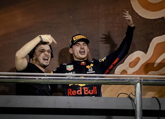 ABU DHABI DJ Martin Garrix and Jos Verstappen of Red Bull Racing after winning the Formula 1 World Championship after the Abu Dhabi Grand Prix at Yas Marina Circuit on December 12, 2021 in Abu Dhabi, United Arab Emirates REMKO DE WAAL F1 Grand Prix 2021 xVIxANPxSportx xxANPxIVx 441987737