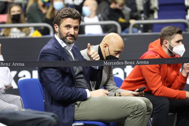 DEU, easyCredit BBL, ALBA vs Bayern Muenchen, 12 12 2021, Mercedes Benz Arena, Berlin, DEU, easyCredit BBL, ALBA vs Bayern Muenchen, in picture Marko Pesic FC Bayern Muenchen nordphotoxGmbHx xEngler nph00076