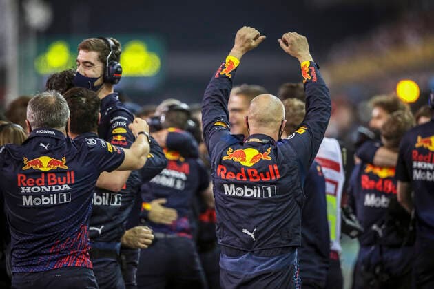 Red Bull Racing team, F1 Grand Prix of Abu Dhabi at Yas Marina Circuit on December 12, 2021 in Abu Dhabi, United Arab Emirates Photo by HOCH ZWEI Abu Dhabi United Arab Emirates