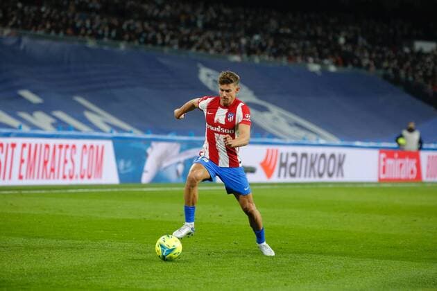 Madrid, Spain 12th December 2021 Llorente, midfield from Atletico de Madrid, during LaLiga Santander round 17 against Real Madrid CF at Santiago Bernabeu Photo by Ivan Abanades Medina Cordon Press  xIvanxAbanadesxMedinax xRealxMadridxCFx-xAtleticoxdexMadridx-x(LaLigaxSantander)x