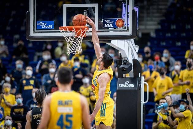 Basketball Berlin 12 12 2021 Season 2021 2022 1 Bundesliga easyCredit BBL Alba Berlin FC Bayern MÂ¸nchen Basketball Javel Zoosman Alba Berlin, No 50