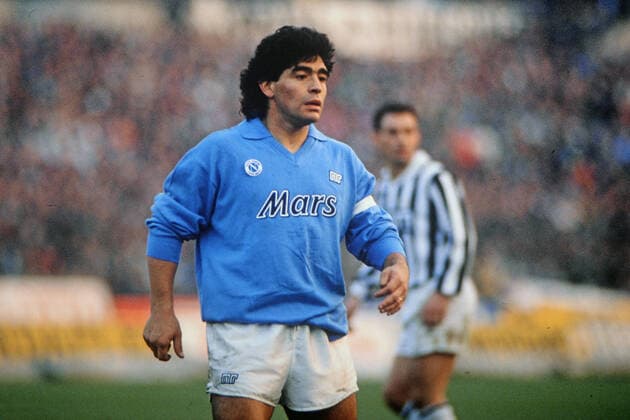 DIEGO ARMANDO MARADONA, Napoli, Serie A, Juventus vs Napoli 1-1, Torino SERIE A 1989-90 JUVENTUS-NAPOLI 1-1
