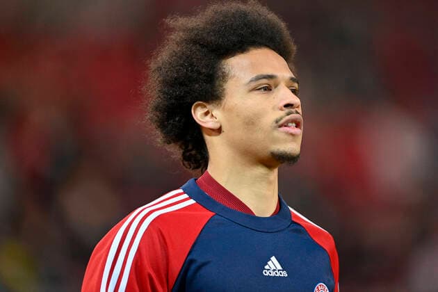 Leroy Sane FC Bayern Muenchen FCB 10 Aufwaermen Training VfB Stuttgart vs FC Bayern Munich FCB 14 12 2021 DFL DFB REGULATIONS PROHIBIT ANY USE OF PHOTOGRAPHS AS IMAGE SEQUENCES AND OR QUASI VIDEO VfB Stuttgart vs FC Bayern Munich FCB