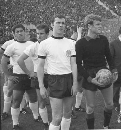 Football European Championship Qualification Yugoslavia Germany 1 0 03 05 1967 German players from l Gerd Mueller Bernd Patzke Franz Beckenbauer and Sepp Maier HM