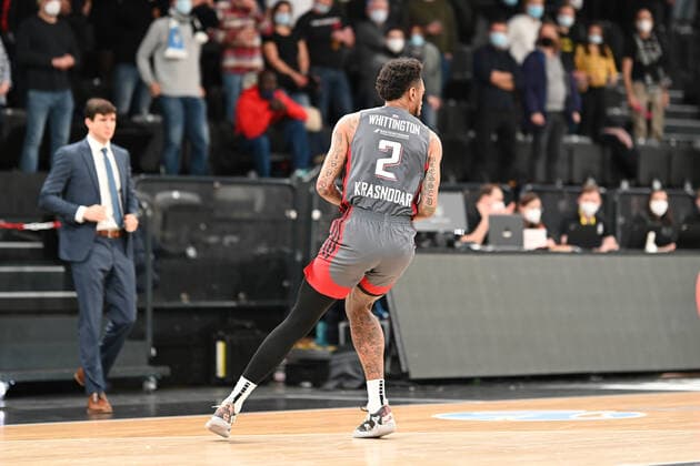 Basketball I Mens I 2021 2022 season I EuroCup I Matchday 7 I Hamburg Towers Lokomotiv Kuban Krasnodar I 15 12 2021 Greg Whittington 2, Lokomotive Kuban Krasnodar on the ball Hamburg Wilhelmsburg edel optics de Arena Hamburg Germany. Copyright: xLobeca Schlikisx