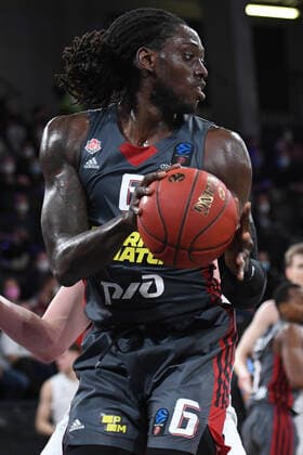 Basketball I Mens I 2021 2022 Season I Eurocup I Matchday 7 I Hamburg Towers LOKOMOTIV KUBAN KRASNODAR I 15 12 2021 JOHNATHAN MOTLEY 6, Center, LOKOMOTIV KUBAN KRASNODAR Hamburg edel optics de Arena Hamburg Germany. Copyright: xLobeca Hannigx