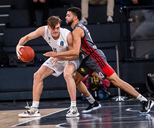 Maik Kotsar Towers , Sergei Dolinin LKK EuroCup 7Days, Basketball, 2020 2021 season, 07 matchday 15 12 21, Hamburg, Hamburg Towers vs Lokomotiv Kuban Krasnodar, Â