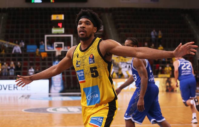 Ludwigsburg , Basketball easycredit BBL Bundesliga , MHP Riesen Ludwigsburg vs Frankfurt Skyliners, Justin Simon Ludwigsburg