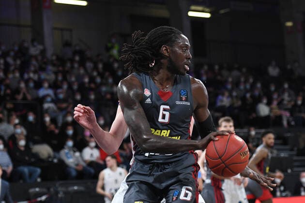Basketball I Mens I 2021 2022 Season I Eurocup I Matchday 7 I Hamburg Towers LOKOMOTIV KUBAN KRASNODAR I 15 12 2021 Pure Kraft JOHNATHAN MOTLEY 6, Center, LOKOMOTIV KUBAN KRASNODAR Hamburg edel optics de Arena Hamburg Germany. Copyright: xLobeca Hannigx