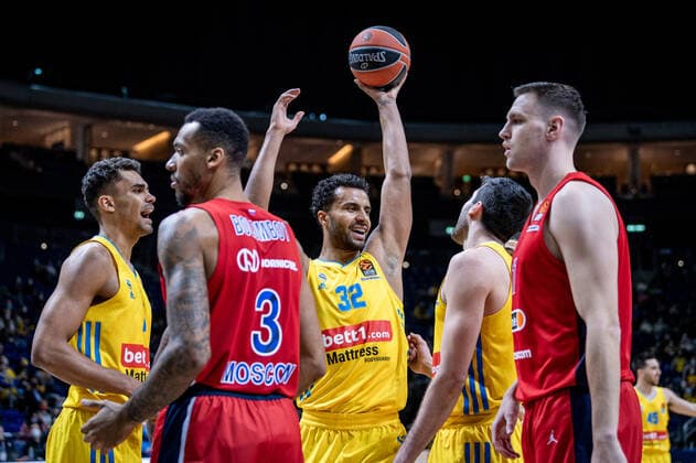 Basketball Berlin 17 12 2021 Season 2021 2022 EuroLeague 16 Matchday Alba Berlin vs ZSKA Moscow vl Johannes Thiemann Alba, No 32