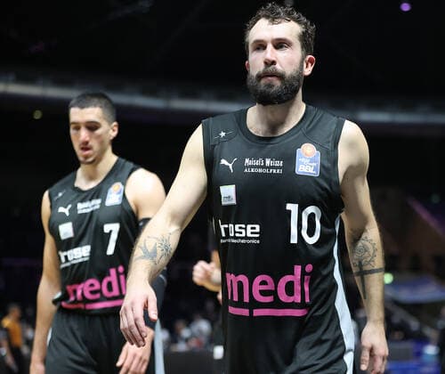 Bastian Doreth medi Bayreuth after the final whistle