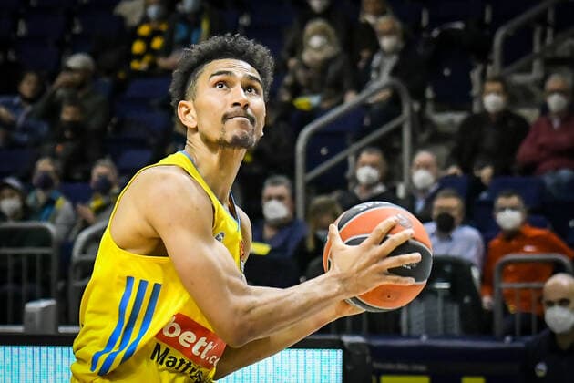 17 12 2021, xlakx, Basketball EuroLeague, Alba Berlin ZSKA Moscow emspor, v l Maodo Lo Alba Berlin No 0 Berlin