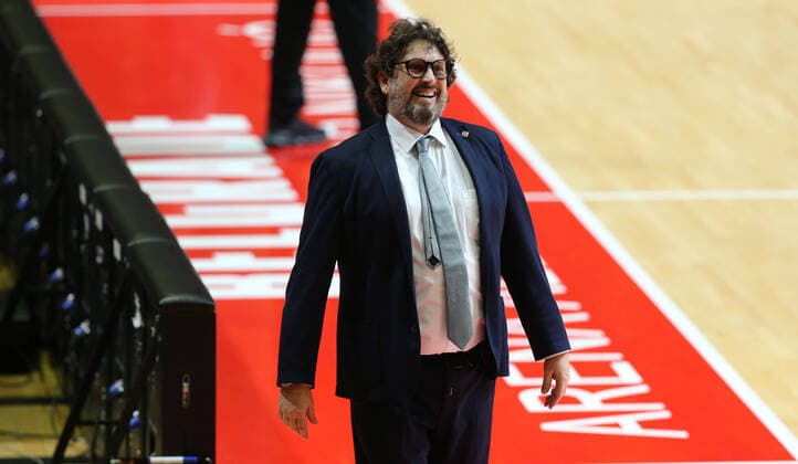 17.12.2021 Belgrade(Serbia) KK Crvena Zvezda(BC Red Star)-FC Bayern München Basketball GmbH Euroleague men s basketball Andrea Trinchieri Bayern München coach :Str