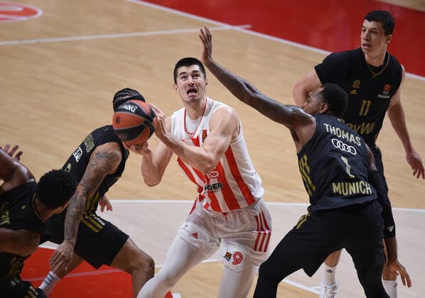 MITROVIC LUKA, THOMAS DESHAUN, LUCIC VLADIMIR Crvena Zvezda mts Belgrade vs FC Bayern Munich, Euroleague, 17 December, 17 12 2021 Crvena Zvezda mts Belgrade vs FC Bayern Munich, Euroleague, 17 December, 17 12 2021 Belgrade Copyright: xEIBNER NikolaxKrsticx EP_EER