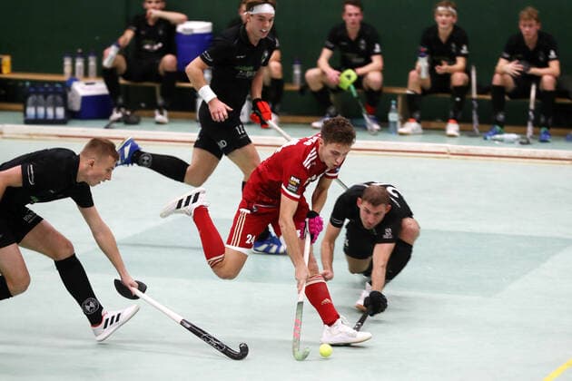 Sport Rot Weiss Köln vs Schwarz Weiss Neuss, 1 Hockey Bundesliga Men, Center Johannes Große RW , 18 12 2021, Picture