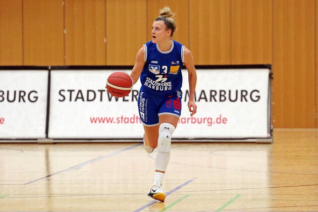 18 12 2021, xovx, Basketball Damen Bundesliga DBBL, BC pharmaserv Marburg TSV 1880 Wasserburg Alexandra Wilke BC pharmaserv Marburg , Freisteller Marburg Georg Gaßmann Halle Hessen Deutschland DE