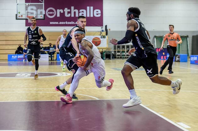 Barmer 2 Basketball Bundesliga ProB, Rheinstars Koeln vs WWU Baskets Muenster, 18 12 2021 Vincent Lamont Golson Jr RheinStars Koeln 2 , Barmer 2 Basketball Bundesliga ProB, Rheinstars Koeln vs WWU Baskets Muenster on 18 12 2021 at ASV Koeln in Koeln Nordrhein Westfalen Copyright: xBEAUTIFULxSPORTS Mueller-Laschetx