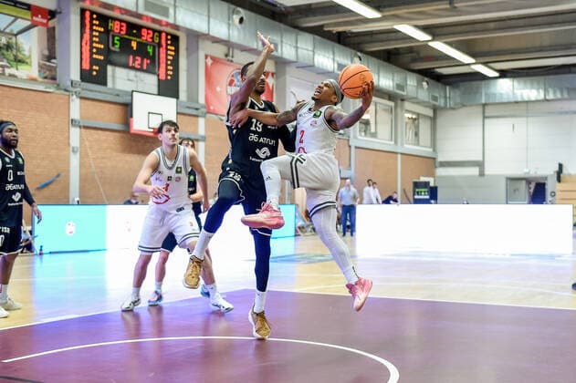 Barmer 2 Basketball Bundesliga ProB, Rheinstars Koeln vs WWU Baskets Muenster, 18 12 2021 Vincent Lamont Golson Jr RheinStars Koeln 2 , Barmer 2 Basketball Bundesliga ProB, Rheinstars Koeln vs WWU Baskets Muenster on 18 12 2021 at ASV Koeln in Koeln Nordrhein Westfalen Copyright: xBEAUTIFULxSPORTS Mueller-Laschetx