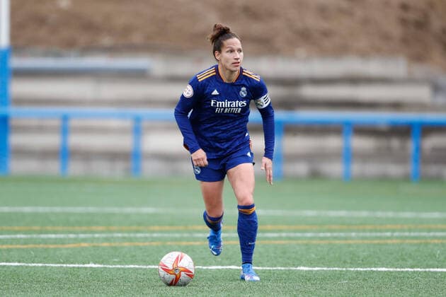 December 19, 2021, MADRID, MADRID, SPAIN: Babett Peter of Real Madrid in action during the Spanish WomenÃ¢â‚¬â ¢s League, Liga Iberdrola, football match played between Madrid CFF and Real Madrid at Centro Municipal Antiguo Canodromo on December 19, 2021, in Madrid, Spain. MADRID SPAIN - ZUMAa181 20211219_zaa_a181_021 Copyright: xOscarxJ.xBarrosox