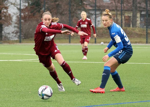 19 12 2021 Football Season 2021 2022 2 Women Football Bundesliga 13 Matchday 1 FC Nürnberg FCN Club TSG 1899 Hoffenheim II Sportfoto Zink DaMa Nadja Burkard 22, 1 FC Nürnberg FCN Sophie Riepl 33, TSG 1899 Hoffenheim II