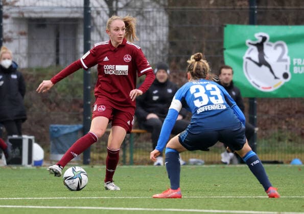 19 12 2021 Football Season 2021 2022 2 Women Football Bundesliga 13 Matchday 1 FC Nürnberg FCN Club TSG 1899 Hoffenheim II Sportfoto Zink DaMa Nadja Burkard 22, 1 FC Nürnberg FCN Sophie Riepl 33, TSG 1899 Hoffenheim II