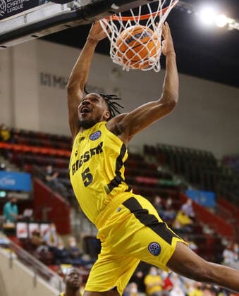 Ludwigsburg , Basketball Champions League MHP Riesen Ludwigsburg vs BC Prometey , Justin Simon Riesen