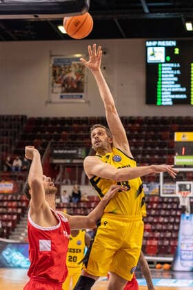 GER Jonas WOHLFARTH BOTTERMANN MHP Riesen Ludwigsburg, 18 ,MHP Riesen Ludwigsburg vs BC Prometey, basketball, basketball champions league, 6 matchday, 2021 2022, 21 12 2021, MHP Riesen Ludwigsburg vs BC Prometey, basketball, basketball champions league, 6 matchday, 2021 2022, 21 12 2021 Ludwigsburg Copyright: xEibner-Pressefotox EP_FMR