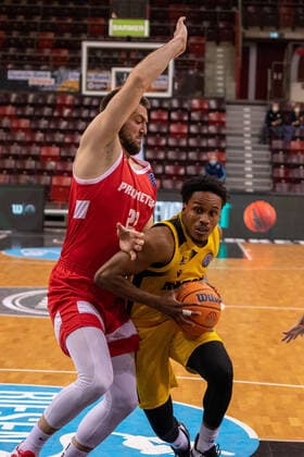 GER James WOODARD MHP Riesen Ludwigsburg, 8 ,MHP Riesen Ludwigsburg vs BC Prometey, basketball, basketball champions league, 6 matchday, 2021 2022, 21 12 2021, MHP Riesen Ludwigsburg vs BC Prometey, basketball, basketball champions league, 6 matchday, 2021 2022, 21 12 2021 Ludwigsburg Copyright: xEibner-Pressefotox EP_FMR