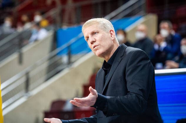 John Patrick Headcoach MHP RIESEN Ludwigsburg at the BCL game MHP RIESEN Ludwigsburg vs BC Prometey on 21 12 2021 in Ludwigsburg MHPArena Germany Ludwigsburg 21 12 21 Basketball , 21 12 2021, Ludwigsburg Germany xpxsdx