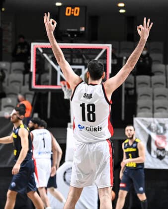 Egehan Arna of Besiktas Icrypex during the FIBA Champions League group H match between Besiktas Icrypex and Ewe Baskets Oldenburg at Besiktas Akatlar Arena in Istanbul , Turkey on December 21 , 2021. ( Photo by Seskimphoto ) 