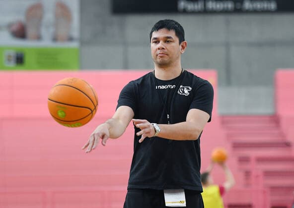 Basketball 2 Bundesliga 2020 2021 Tigers Tuebingen 22 12 2021 Training of the Tigers Tuebingen in the Paul Horn Arena Coach Daniel Jansson