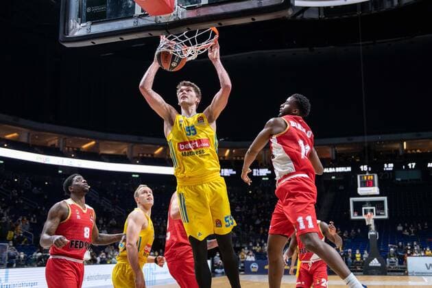 Basketball Berlin 22 12 2021 Season 2021 2022 Euroleague Regular Season Alba Berlin AS Monaco Ben Lammers Alba Berlin, No 55 Alpha Diallo Monaco, No 11