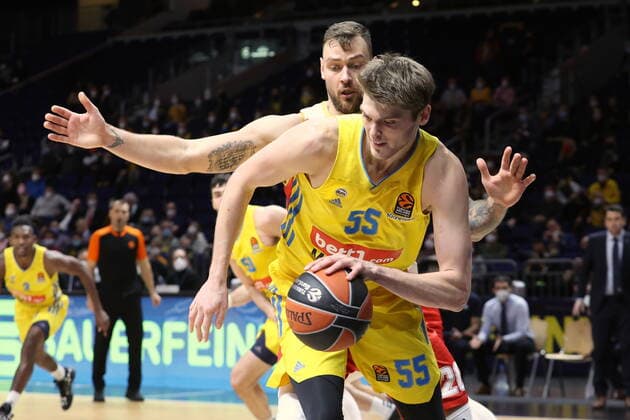 DEU, Euroleague, ALBA vs AS Monaco, 22 12 2021, Mercedes Benz Arena, Berlin, DEU, Euroleague, ALBA vs AS Monaco, in picture Lammers ALBA Berlin 55 , Donatas AS Monaco 20 nordphotoxGmbHx xEngler nph00076