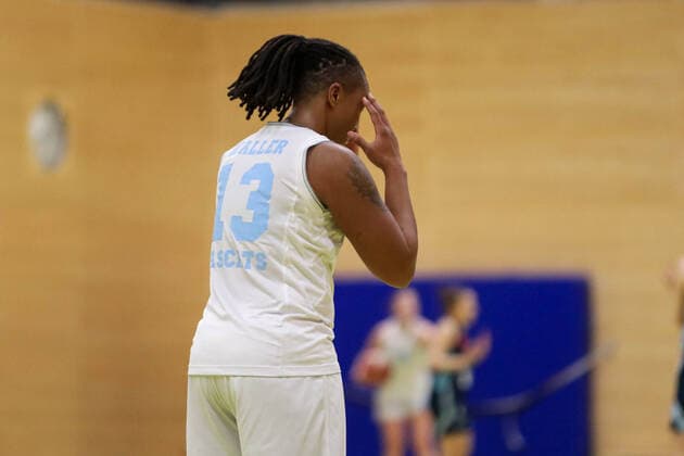 1 Basketball Bundesliga Women Capitol Bascats Duesseldorf vs. Eisvögel USC Freiburg, 22 12 2021 Marquita Lashae Waller 13 Capitol Bascats Duesseldorf 1 Basketball Bundesliga Women Capitol Bascats Duesseldorf vs. Eisvögel USC Freiburg on 22 12 2021, Duesseldorf Copyright: xBEAUTIFULxSPORTS KennyxBeelex