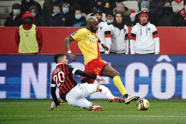 Seko Fofana (RC Lens) - Youcef Atal (OGC Nice) FOOTBALL : OGC Nice vs RC lens - Ligue 1 Uber Eats - Nice -22 12 2021 NorbertScanella Panoramic 