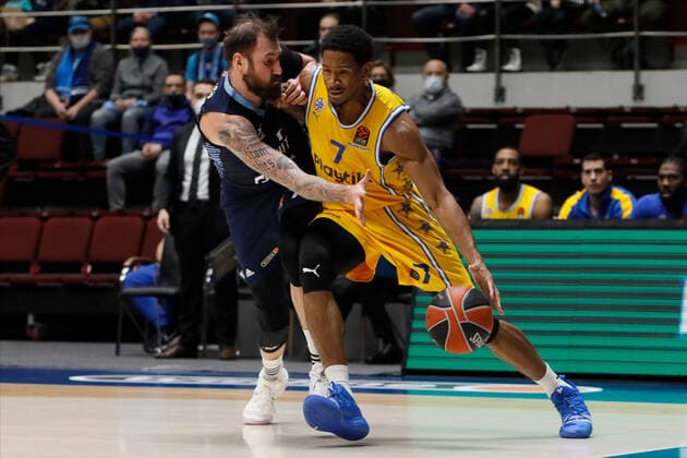 Zenit St Petersburg V Maccabi Playtika Tel Aviv - Turkish Airlines EuroLeague Sergey Karasev of Zenit and Kameron Taylor (R) of Maccabi Playtika Tel Aviv in action during the EuroLeague Basketball match between Zenit St. Petersburg and Maccabi Playtika Tel Aviv on December 23, 2021 at Sibur Arena in Saint Petersburg, Russia. Saint Petersburg Russia  Copyright: xMikexKireevx originalFilename:kireev-notitle211223_npXcQ.jpg